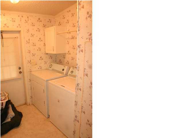 694 Watson Road Freeport, FL 32439 - Photo 13 of 15 Gallery Image 13