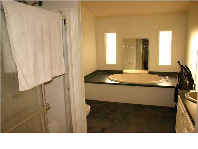 694 Watson Road Freeport, FL 32439 - Photo 10 of 15 Gallery Image 10