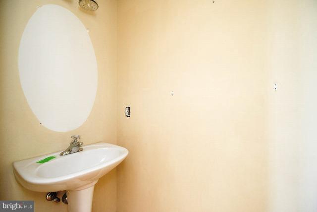 4619 Riddle Drive Baltimore, MD 21236 - Photo 11 of 30 Interior (General)
