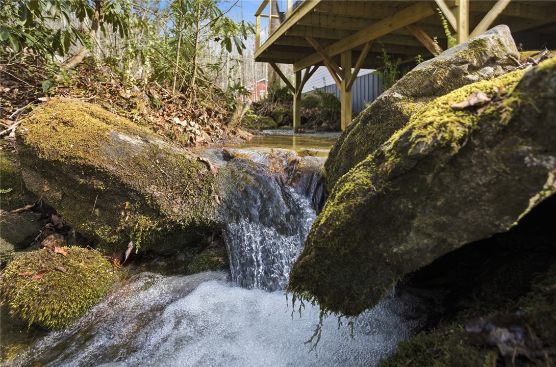 401 Rocky Bottom Road Sunset, SC 29685 - Photo 2 of 36