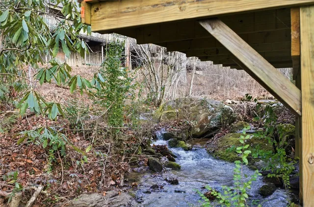 $345,000 | 401 Rocky Bottom Road, Sunset, SC 29685