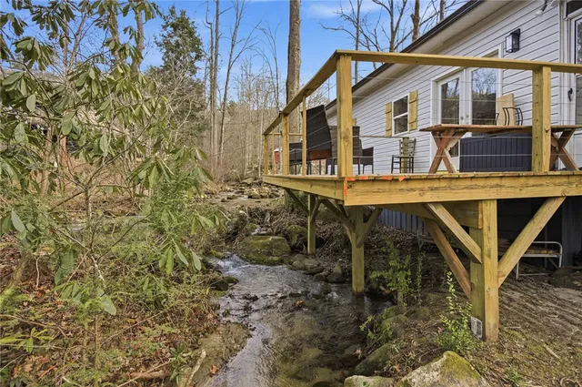 $345,000 | 401 Rocky Bottom Road, Sunset, SC 29685