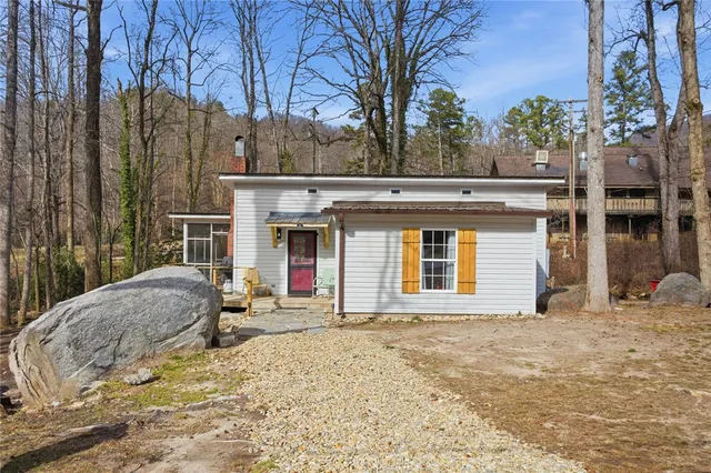 $345,000 | 401 Rocky Bottom Road, Sunset, SC 29685