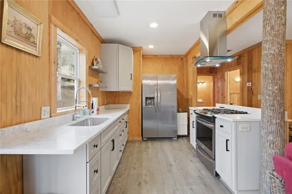 $319,999 | 401 Rocky Bottom Road, Sunset, SC 29685
