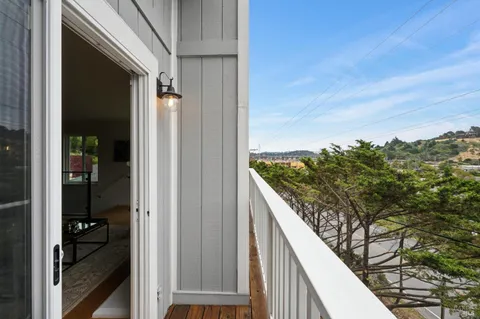 $1,189,000 | 297 Shoreline Highway, Mill Valley, CA 94941