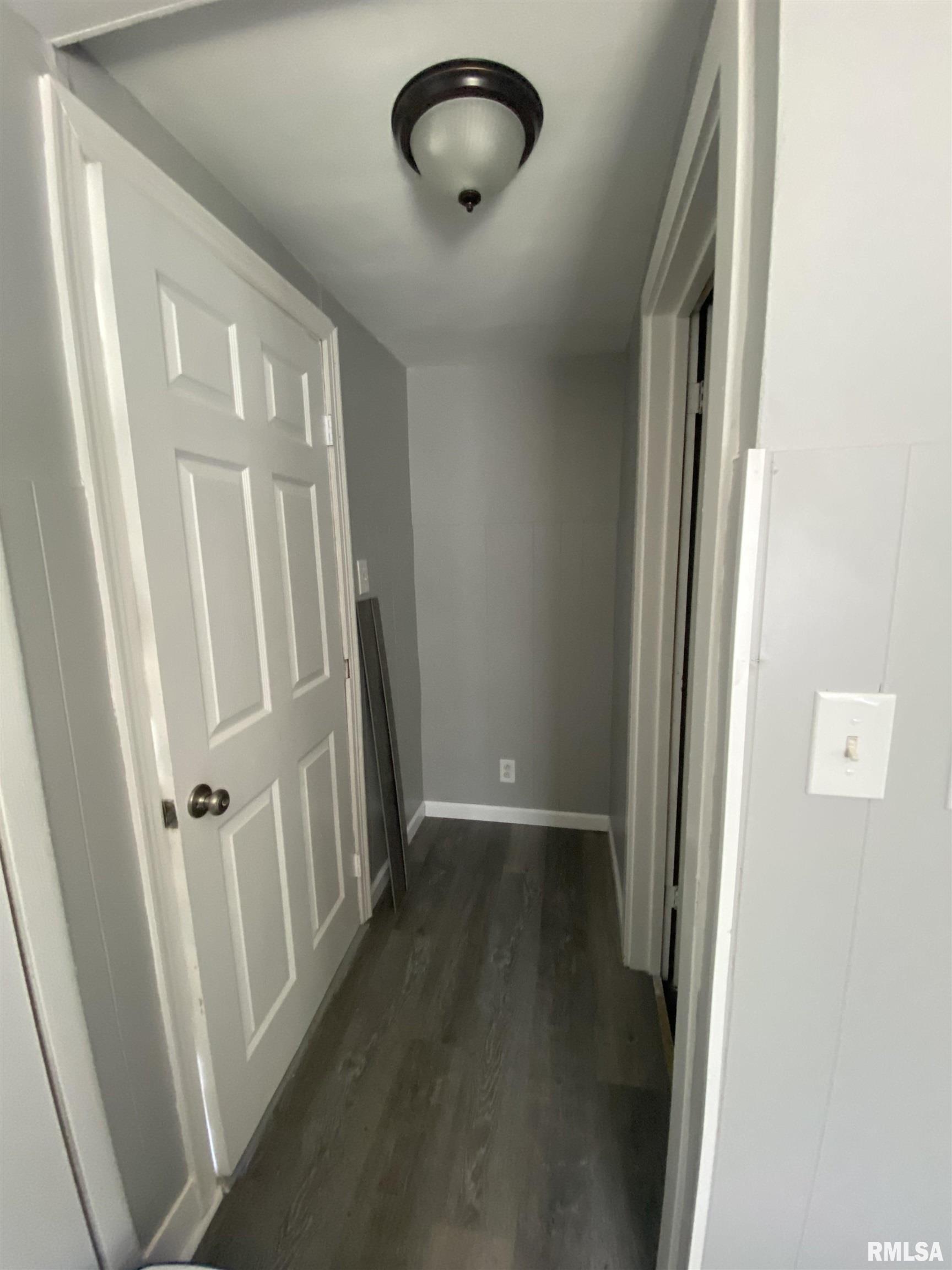26334 Highway 9 Canton, IL 61520 - Photo 6 of 22