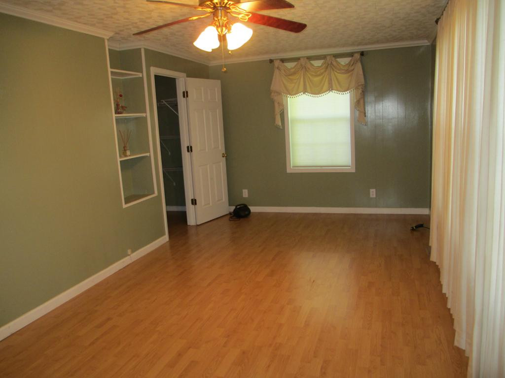 105 Glendale Road Limestone, TN 37681 - Photo 12 of 23 Secondary bedrooms are large