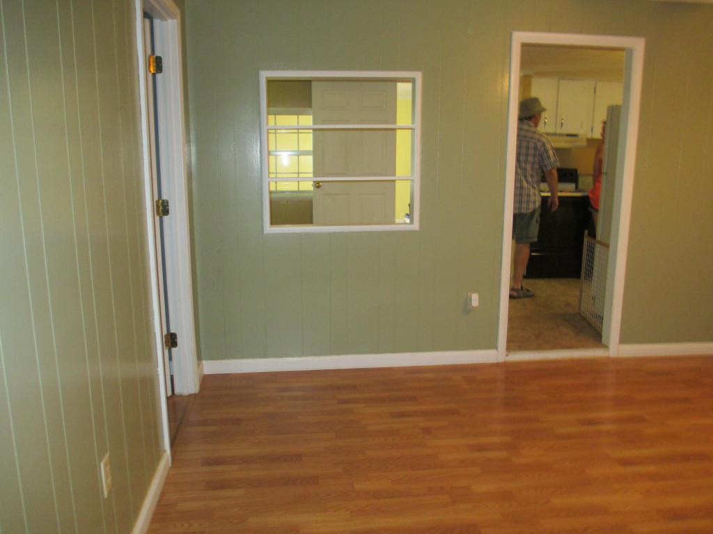 105 Glendale Road Limestone, TN 37681 - Photo 15 of 23 Double Vanities