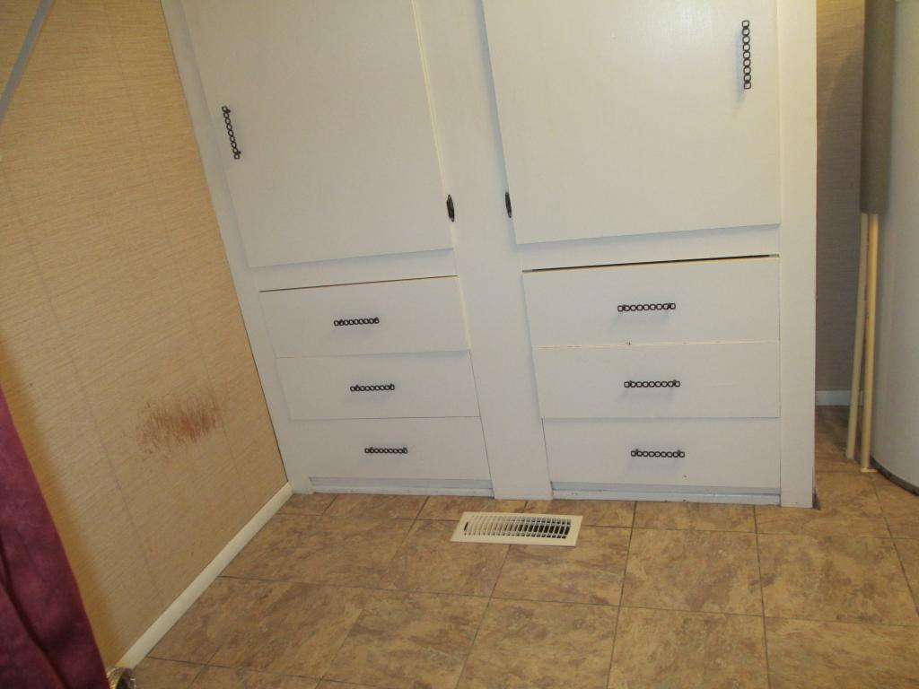 105 Glendale Road Limestone, TN 37681 - Photo 16 of 23 Bath with shower