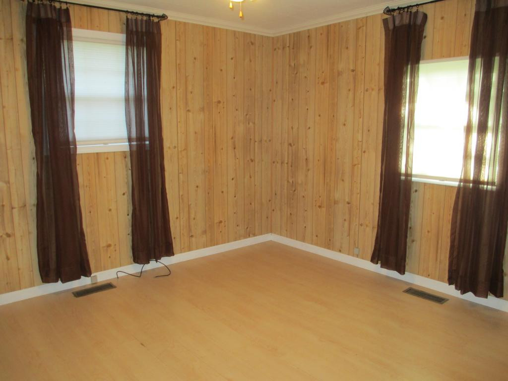 105 Glendale Road Limestone, TN 37681 - Photo 18 of 23 3rd bedroom