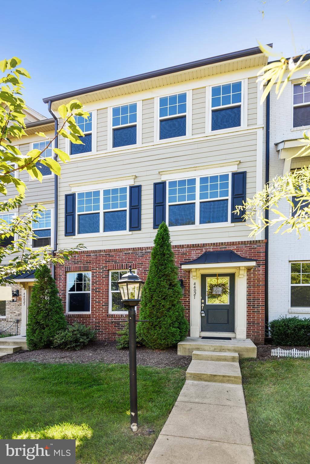 44021 Eastgate View Drive Chantilly, VA 20152 - Photo 2 of 54