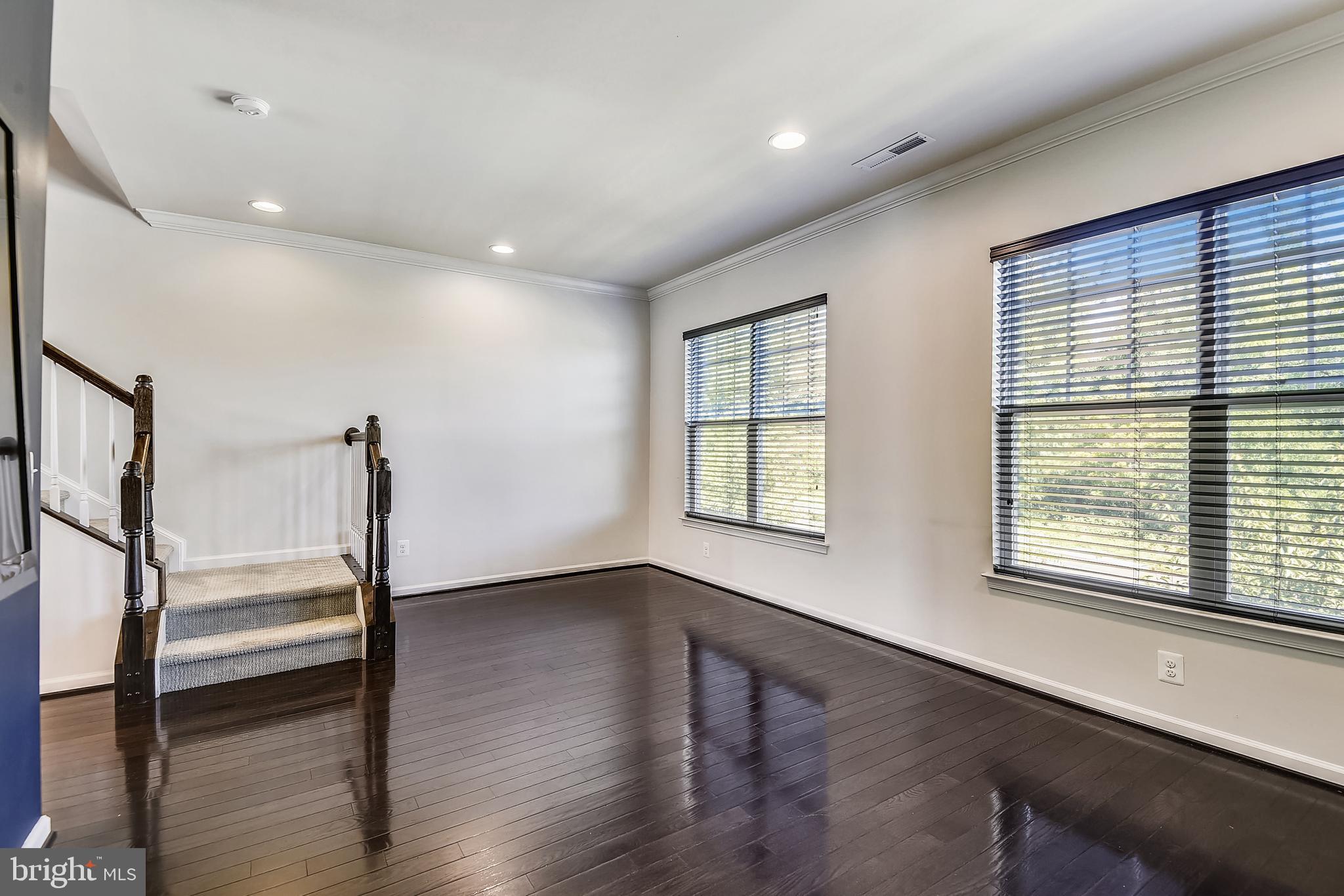 44021 Eastgate View Drive Chantilly, VA 20152 - Photo 12 of 54 Living Room Nook