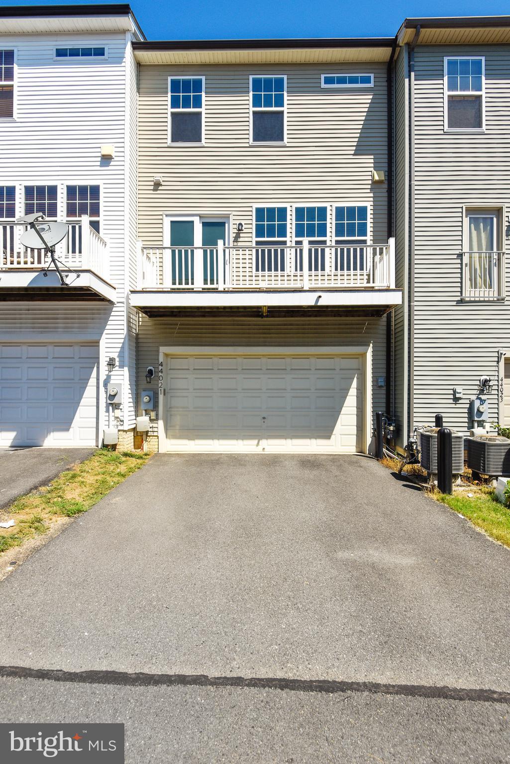 44021 Eastgate View Drive Chantilly, VA 20152 - Photo 29 of 54 2 Car Garage/Driveway and Deck off Kitchen