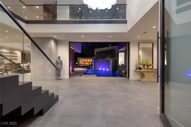 $9,500,000 | 21 Drifting Shadow Way, Las Vegas, NV 89135