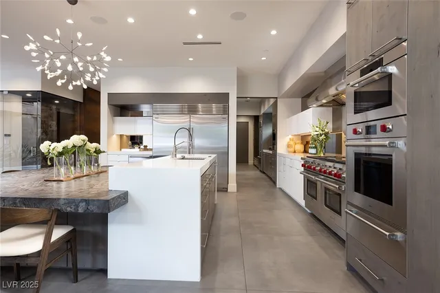 $9,500,000 | 21 Drifting Shadow Way, Las Vegas, NV 89135