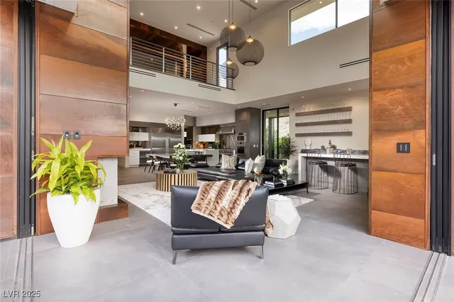 $9,500,000 | 21 Drifting Shadow Way, Las Vegas, NV 89135