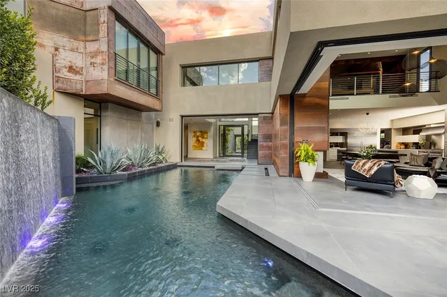 $9,500,000 | 21 Drifting Shadow Way, Las Vegas, NV 89135