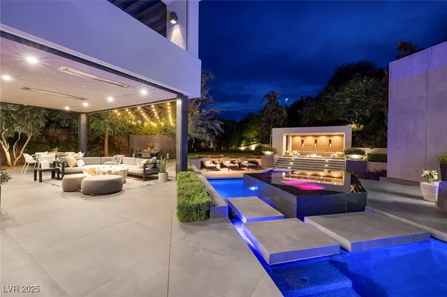 $9,500,000 | 21 Drifting Shadow Way, Las Vegas, NV 89135