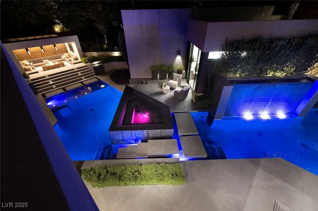 $9,500,000 | 21 Drifting Shadow Way, Las Vegas, NV 89135