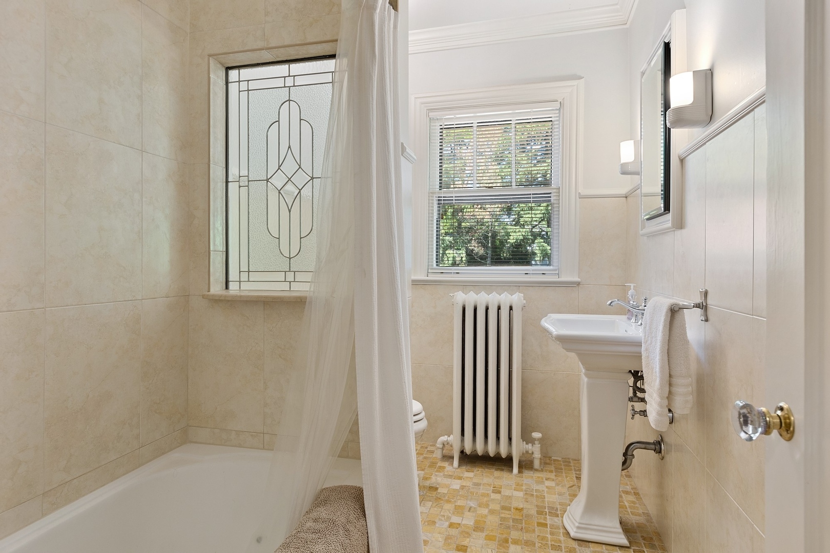 387 Sunset Road Winnetka, IL 60093 - Photo 14 of 35