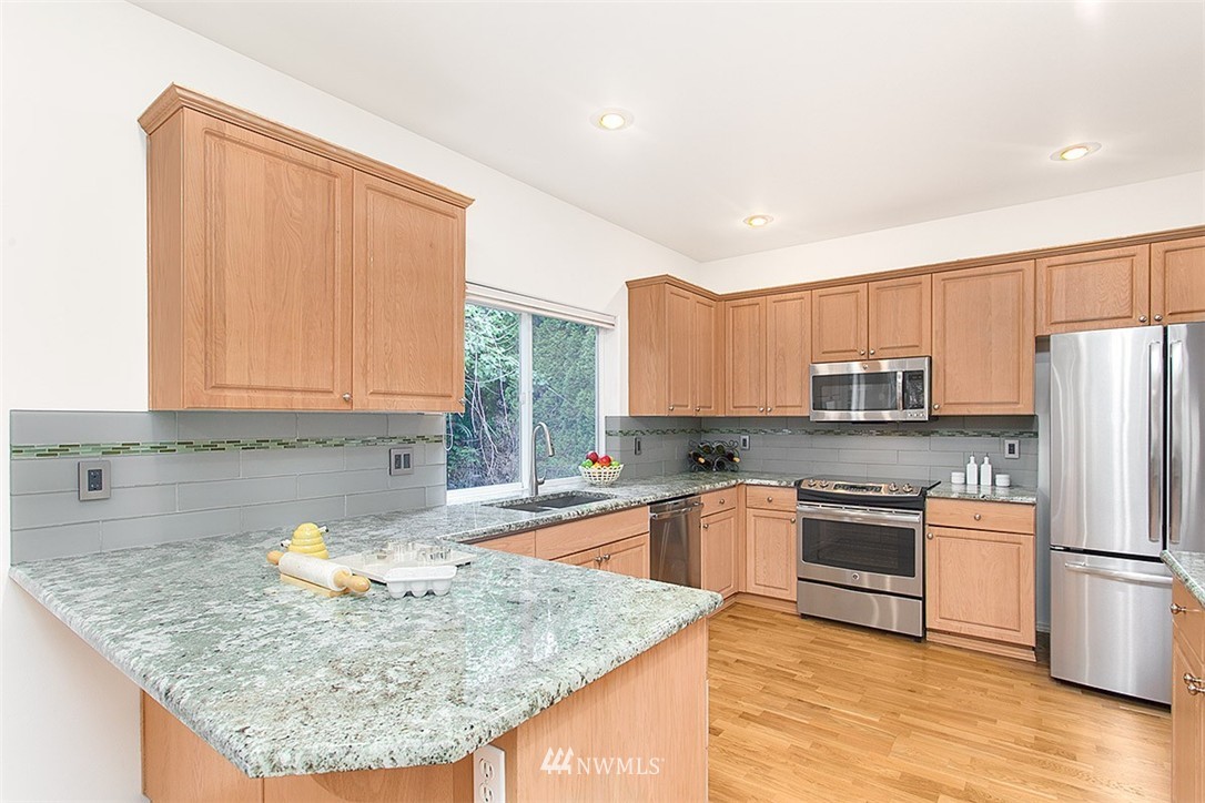 824 Harvest Road Bothell, WA 98012 - Photo 12 of 25