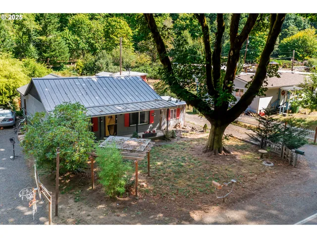 $219,000 | 12407 Highway 36, Swisshome, OR 97480