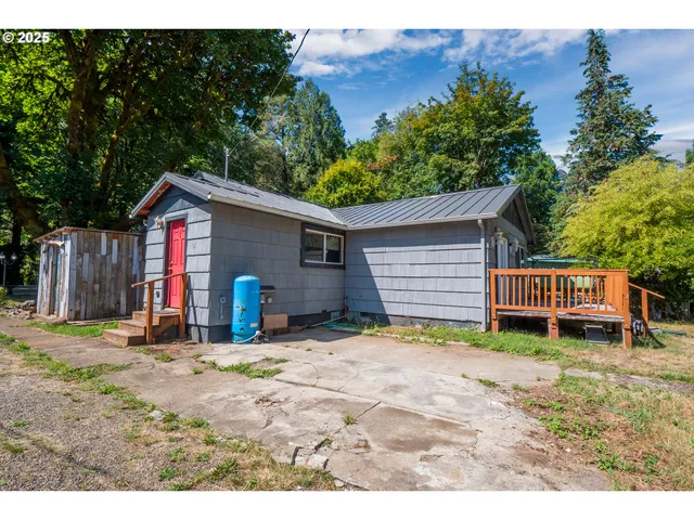 $219,000 | 12407 Highway 36, Swisshome, OR 97480