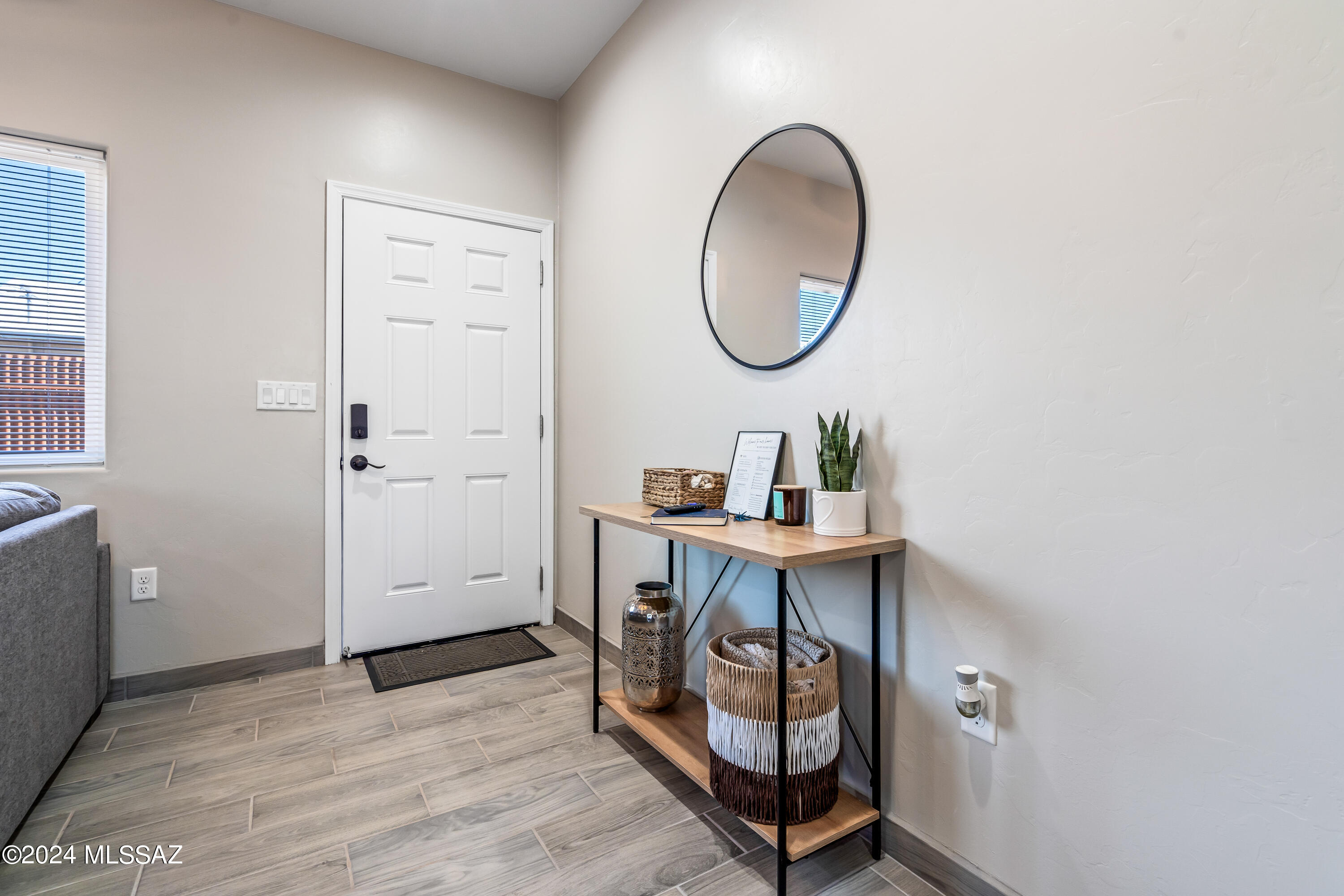 1424 North Richey Boulevard, Unit 1 Tucson, AZ 85716 - Photo 4 of 27