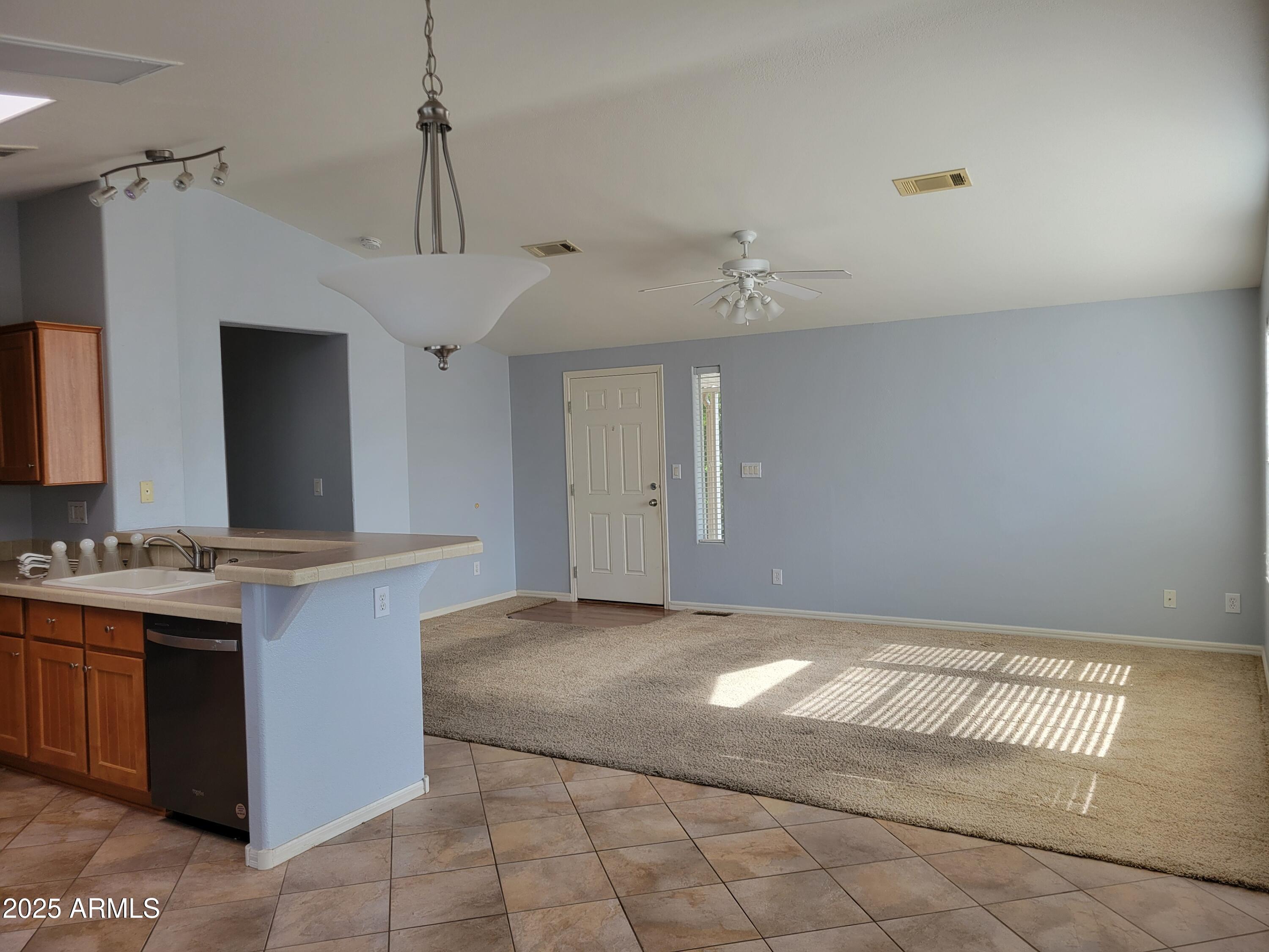 2550 South Ellsworth Road, Unit 180 Mesa, AZ 85209 - Photo 9 of 26 1000116330