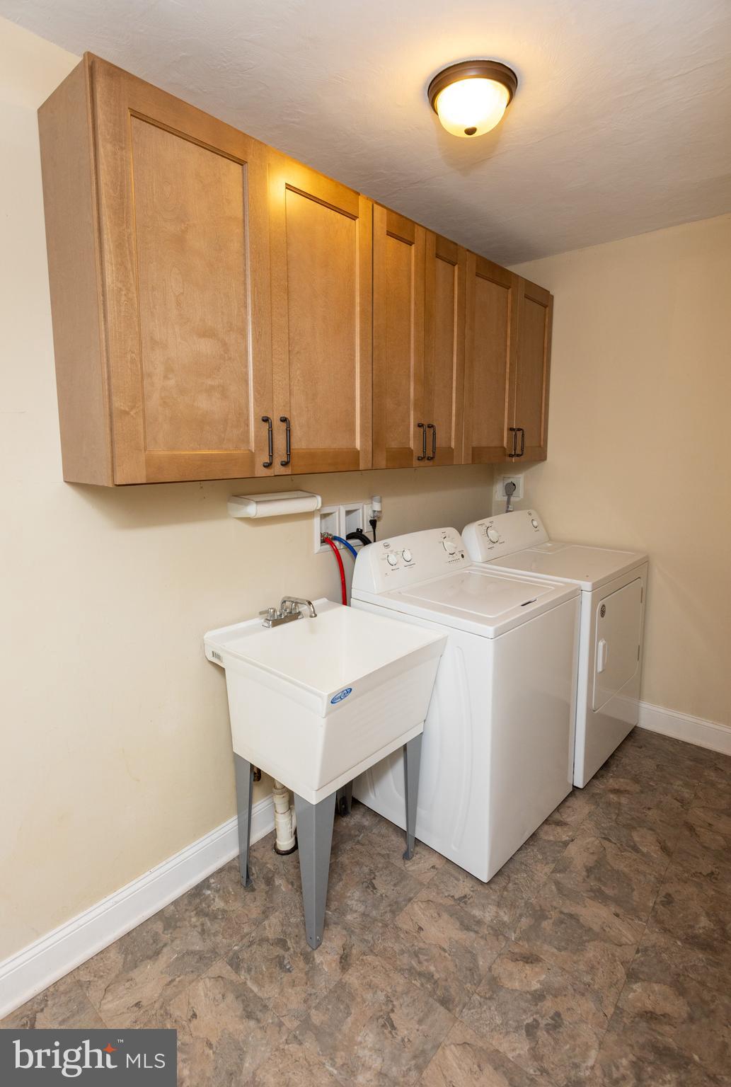 1315 Deer Run Road Hatfield, PA 19440 - Photo 33 of 35 a view of a utility room with a sink