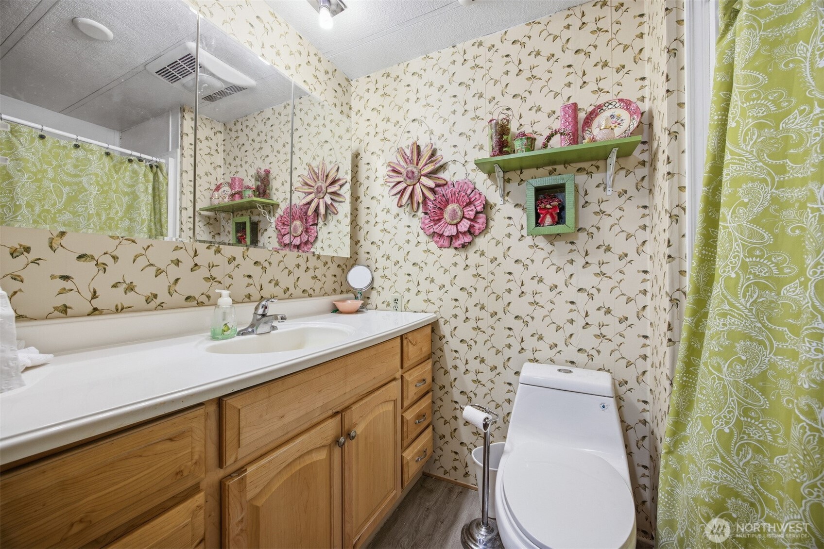 380 East Pole Road, Unit 20 Lynden, WA 98264 - Photo 25 of 37 Gallery Image 25