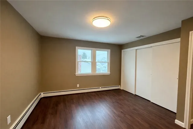 $3,000 | 118 Kenyon Road, Tiverton, RI 02878