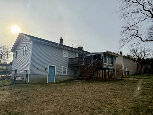 $3,000 | 118 Kenyon Road, Tiverton, RI 02878