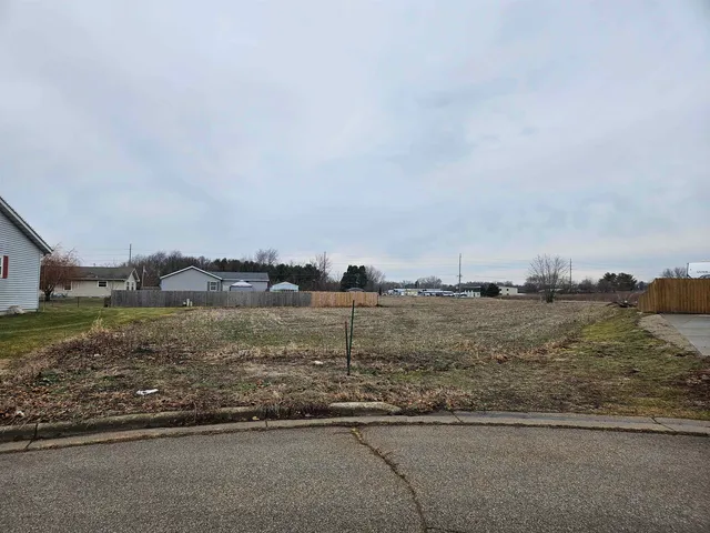 $65,000 | 2535 Loma Drive, Beloit, WI 53511