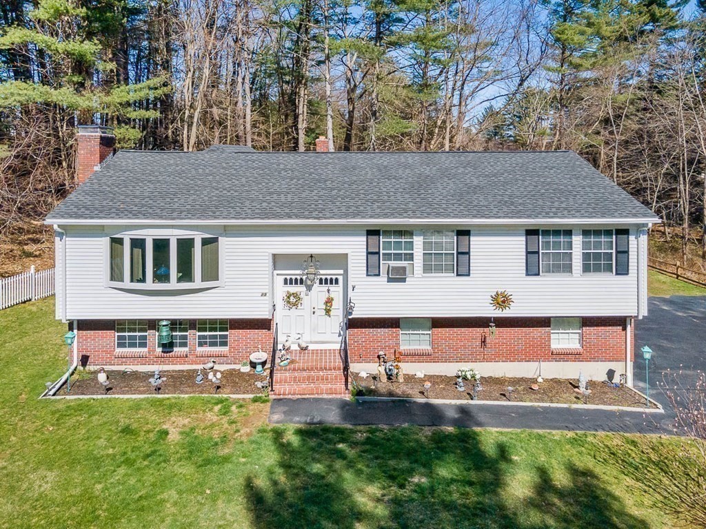 25 Governors Road Groveland, MA 01834 - Photo 17 of 24 Gallery Image 17