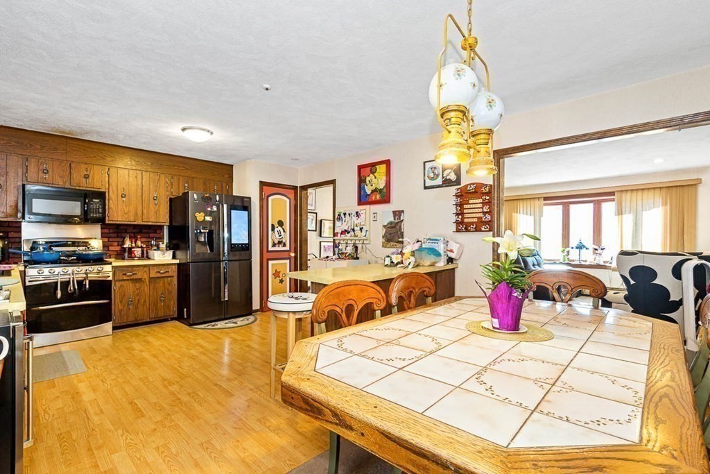 25 Governors Road Groveland, MA 01834 - Photo 8 of 24 Gallery Image 8