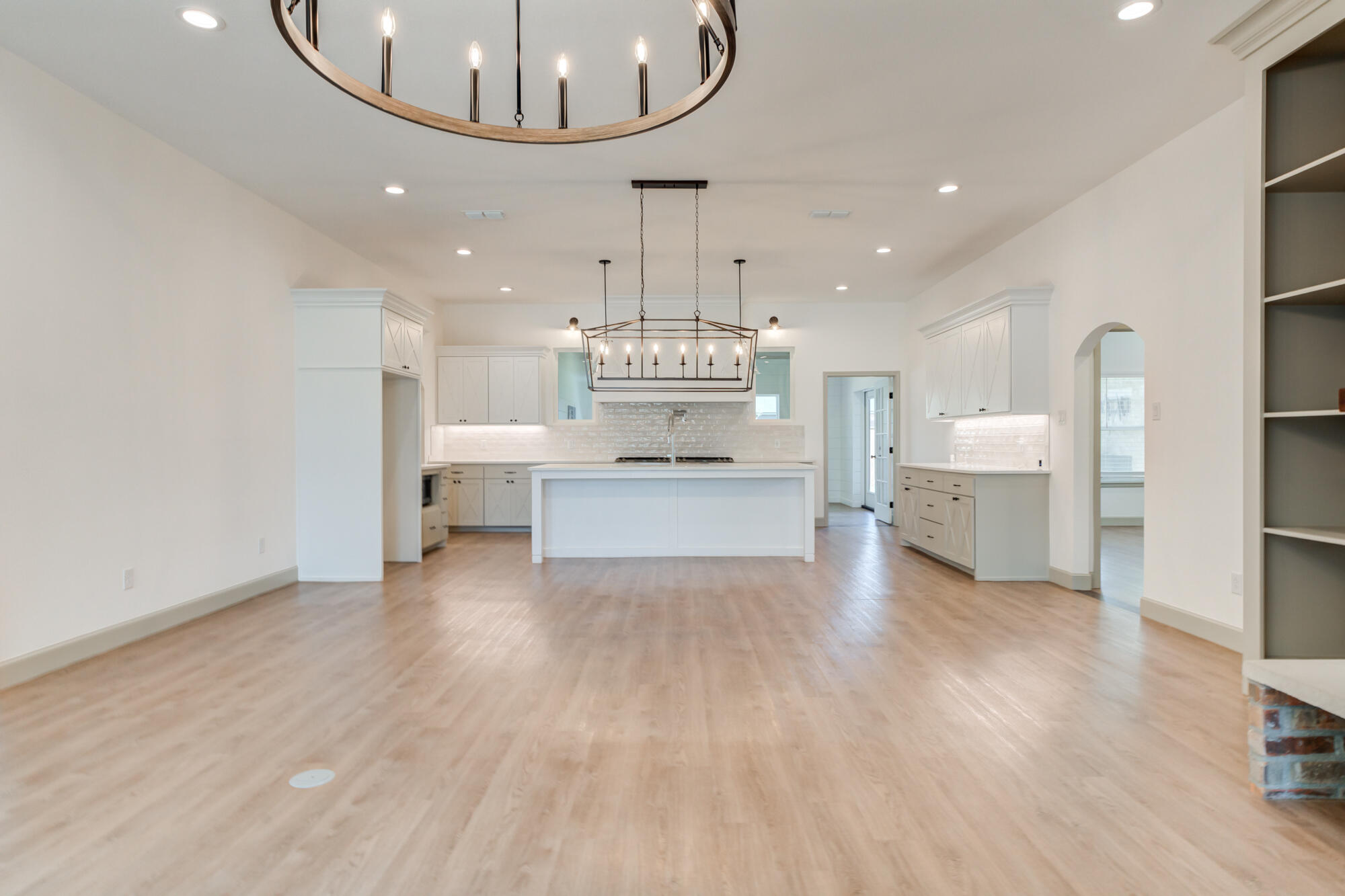 4018 137th Street Lubbock, TX 79423 - Photo 17 of 65 4018-137th-St_Lubbock-TX_12_Living-Room