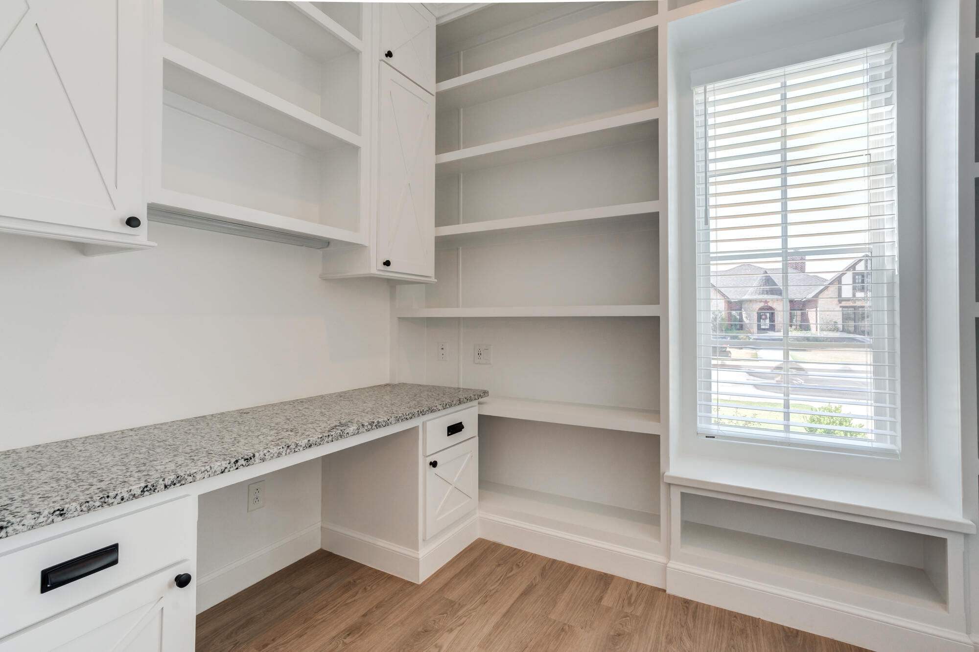 4018 137th Street Lubbock, TX 79423 - Photo 20 of 65 4018-137th-St_Lubbock-TX_15_Office