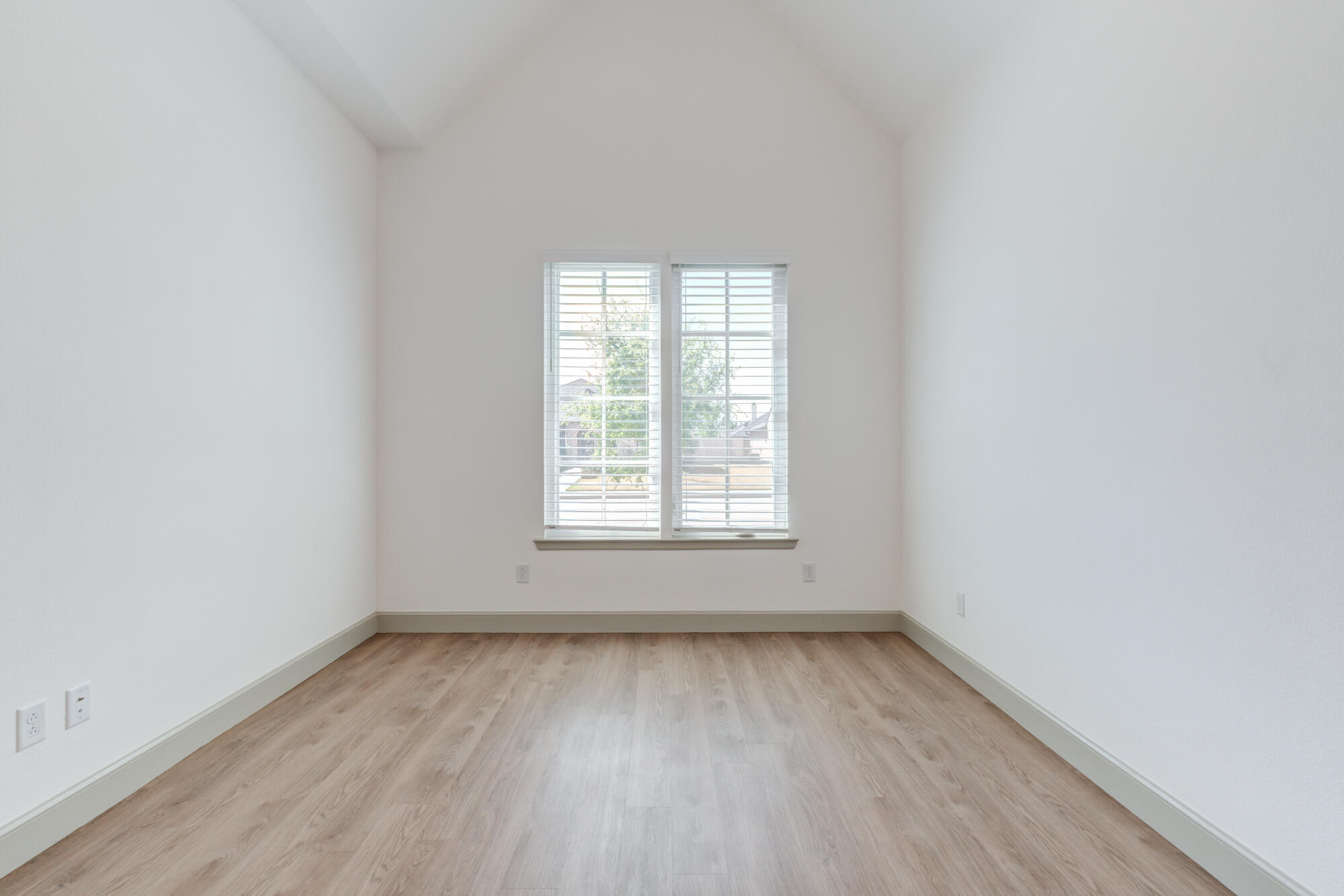 4018 137th Street Lubbock, TX 79423 - Photo 45 of 65 4018-137th-St_Lubbock-TX_31_Bedroom-2