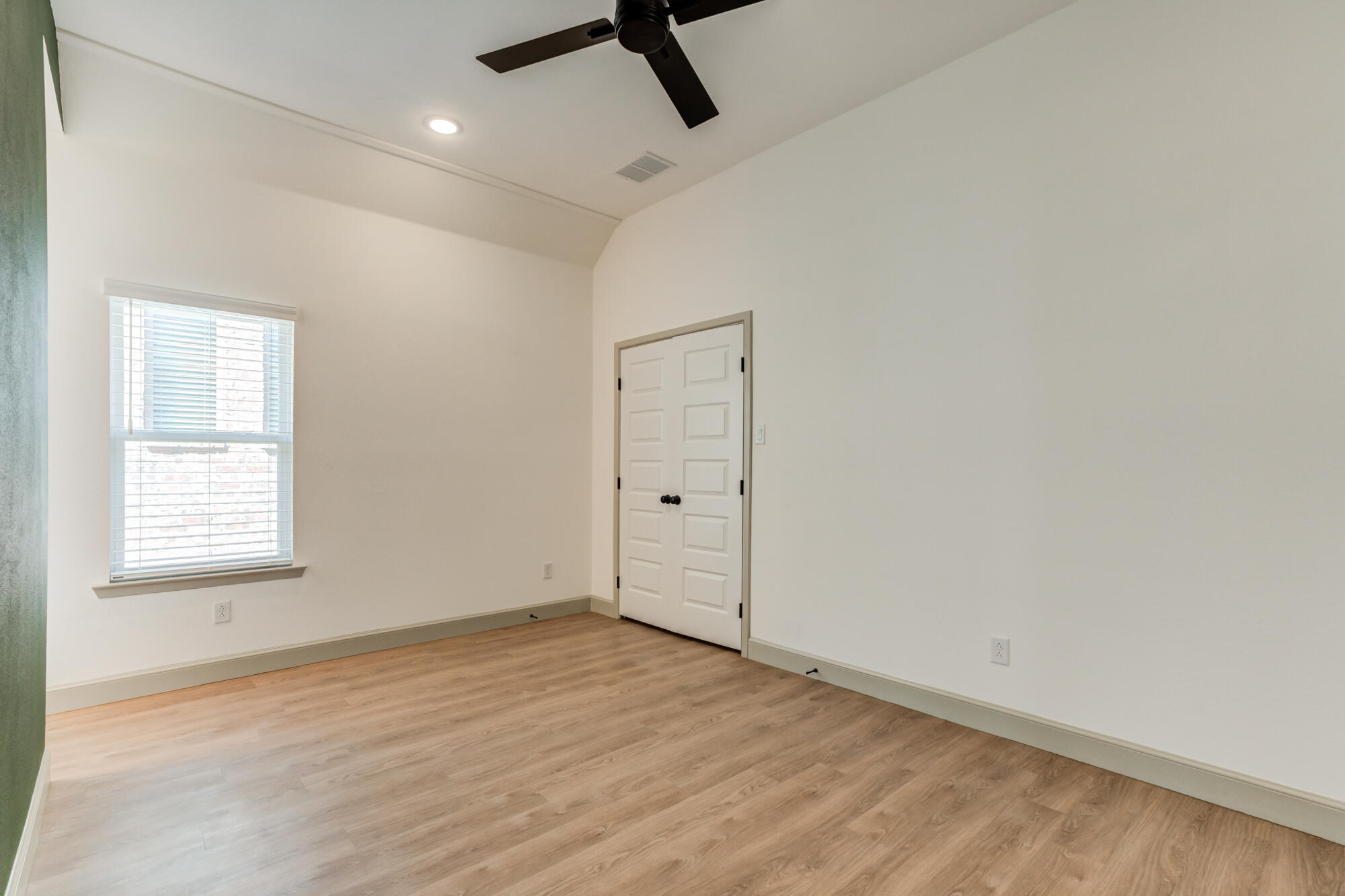 4018 137th Street Lubbock, TX 79423 - Photo 49 of 65 4018-137th-St_Lubbock-TX_35_Bedroom-3