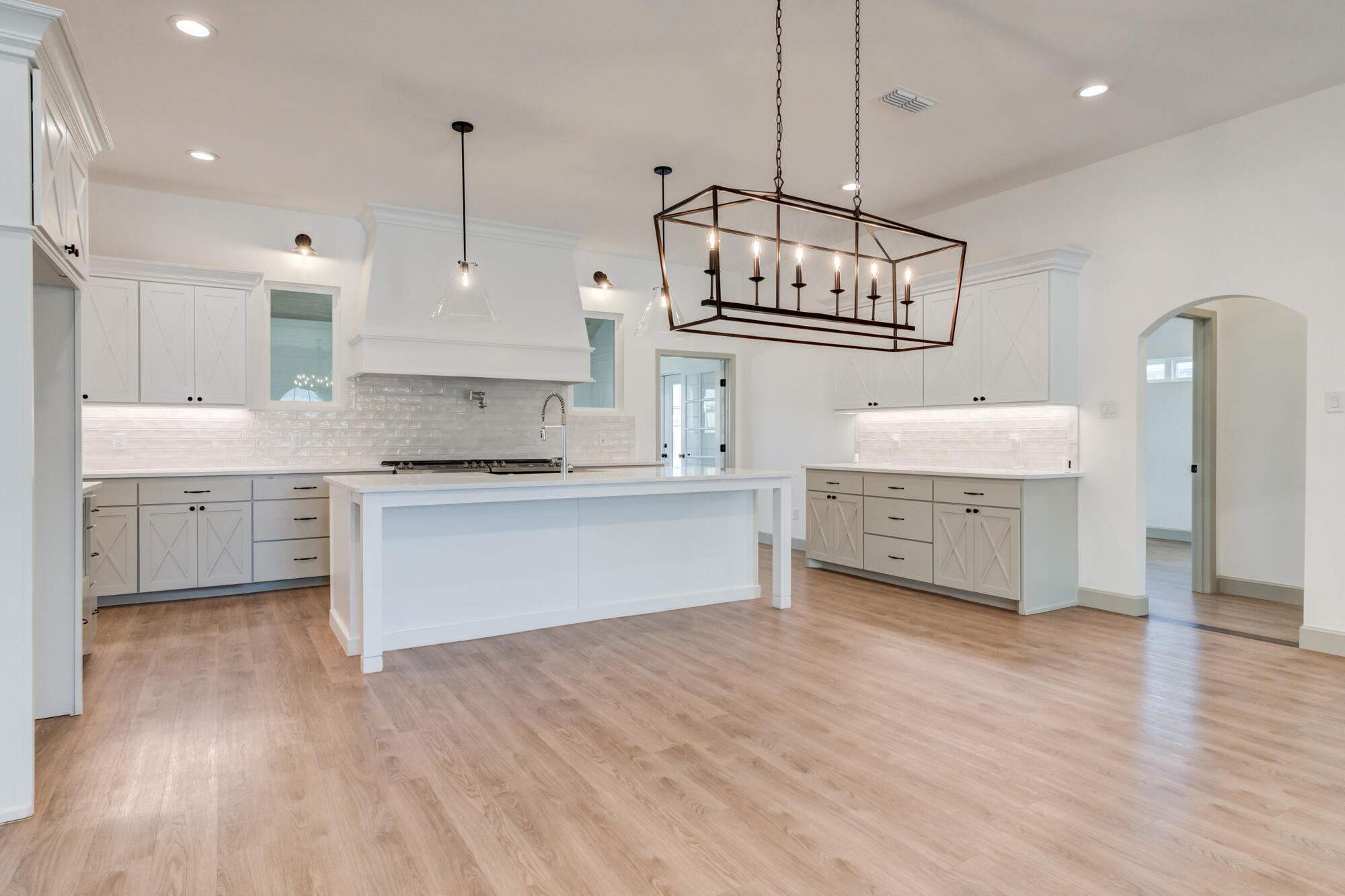 4018 137th Street Lubbock, TX 79423 - Photo 5 of 65 4018-137th-St_Lubbock-TX_17_Dining-Room