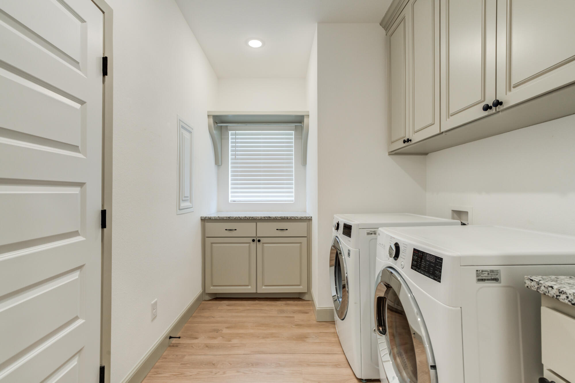 4018 137th Street Lubbock, TX 79423 - Photo 57 of 65 4018-137th-St_Lubbock-TX_28_Laundry-Room