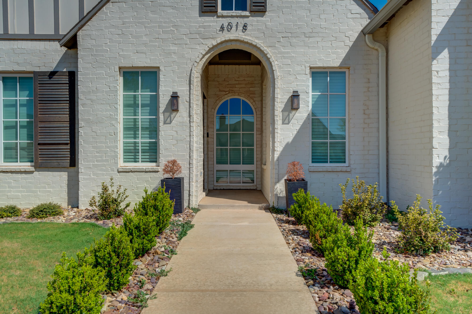 4018 137th Street Lubbock, TX 79423 - Photo 9 of 65 4018-137th-St_Lubbock-TX_3_Front-Exterio