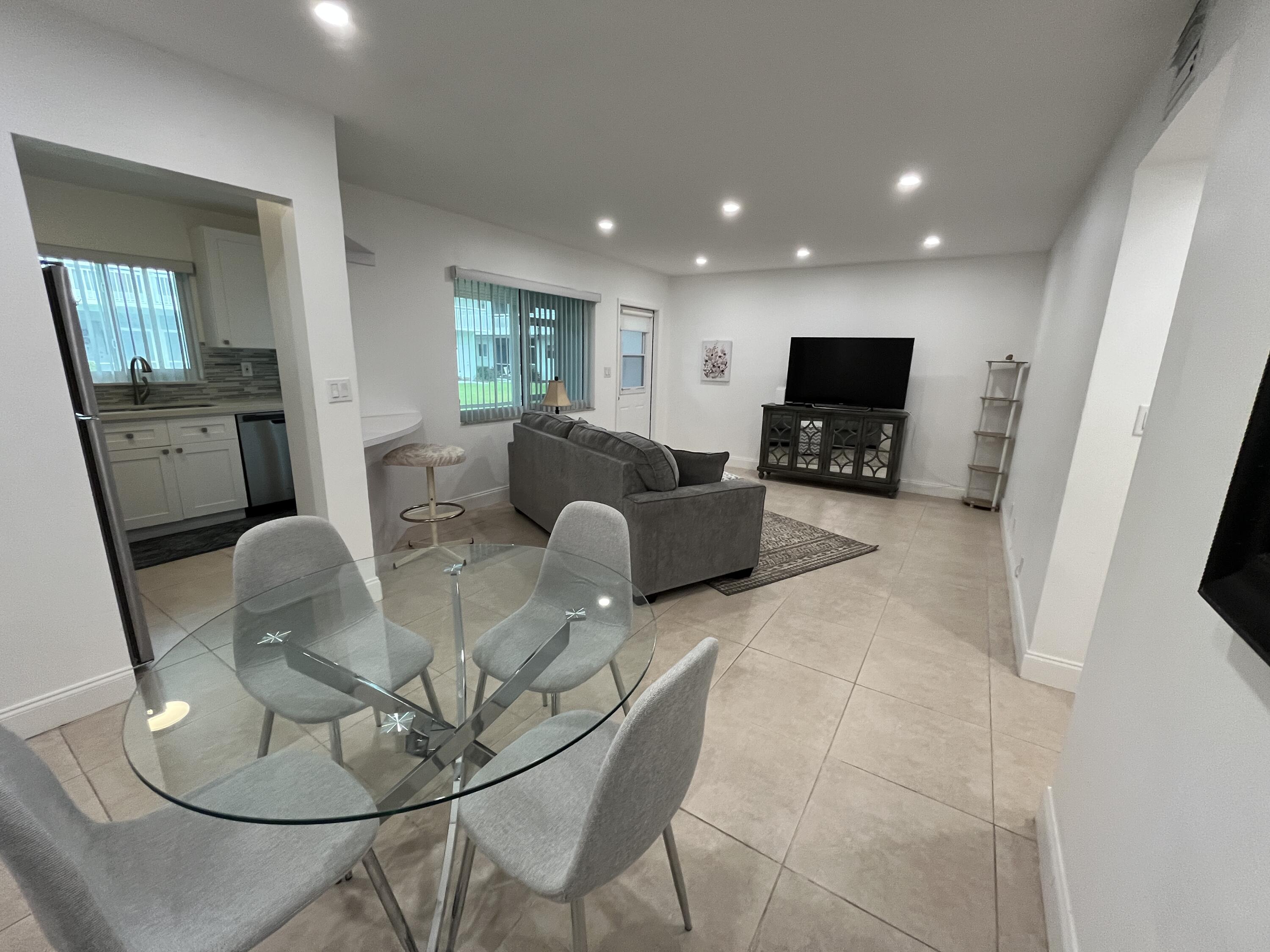 2100 Northeast 38th Street, Unit 128 Lighthouse Point, FL 33064 - Photo 5 of 28 IMG_7561 2