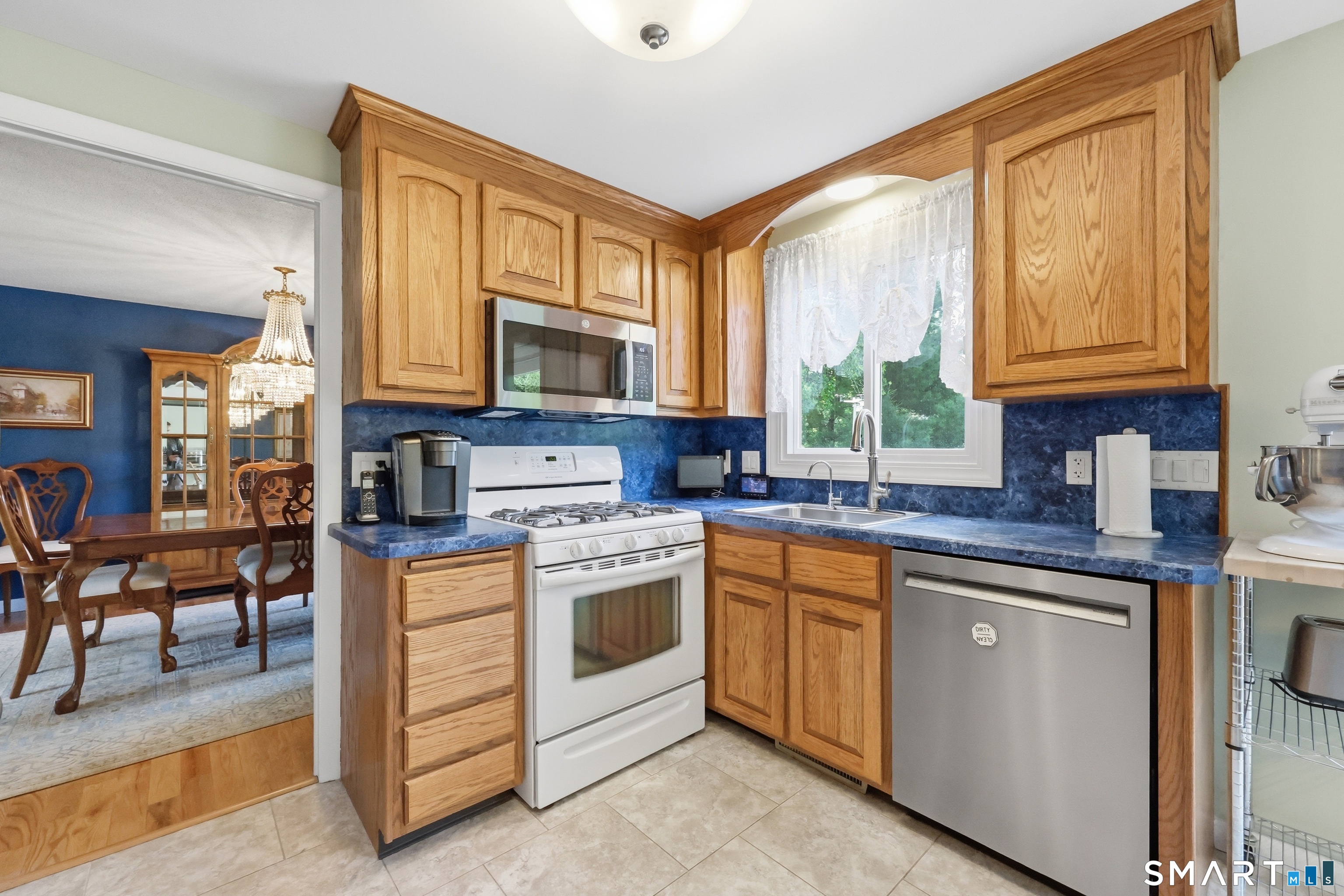 371 Great Swamp Road Glastonbury, CT 06033 - Photo 13 of 40