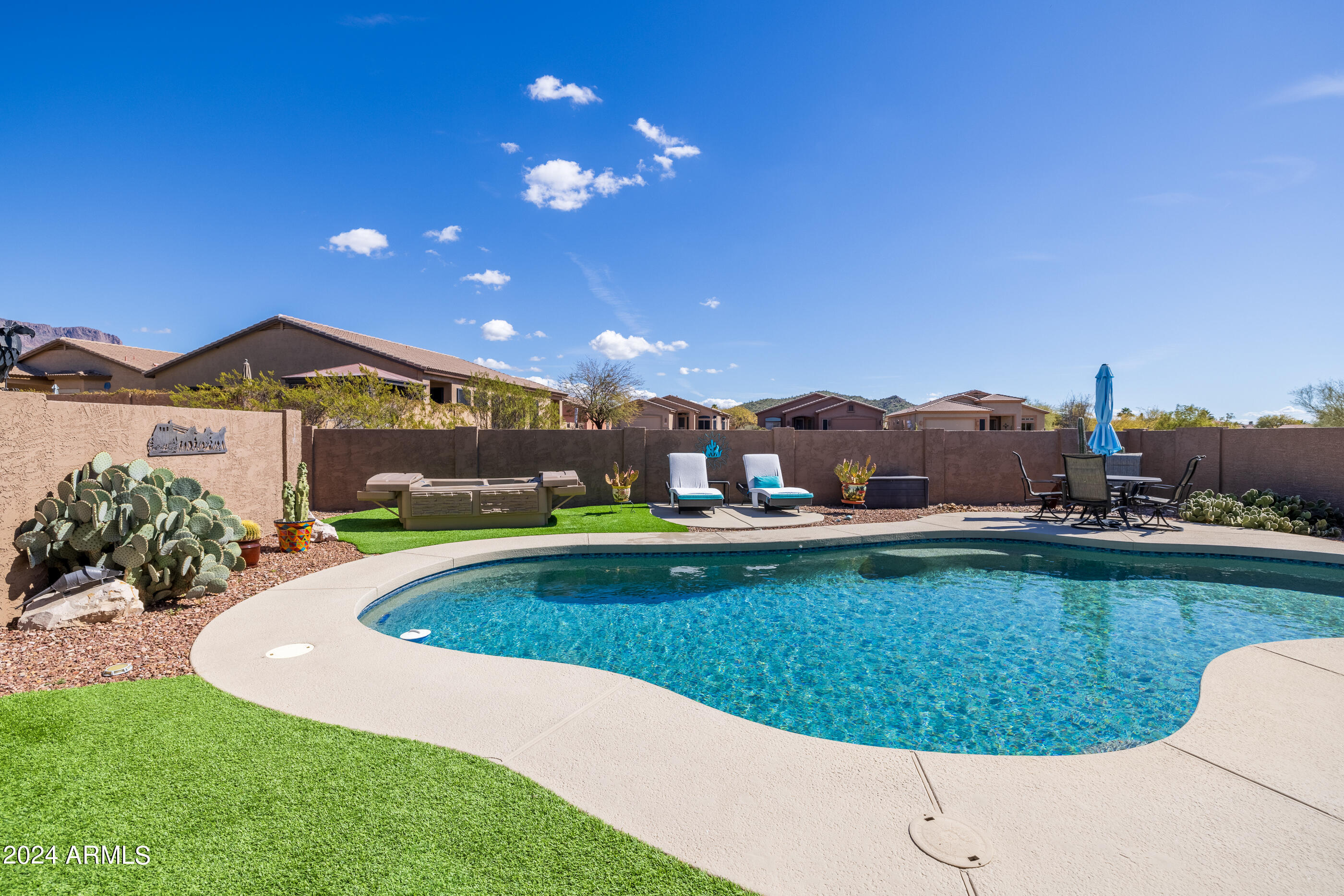 4387 South Strong Box Road Gold Canyon, AZ 85118 - Photo 28 of 30 4387 S Strong box Rd-9