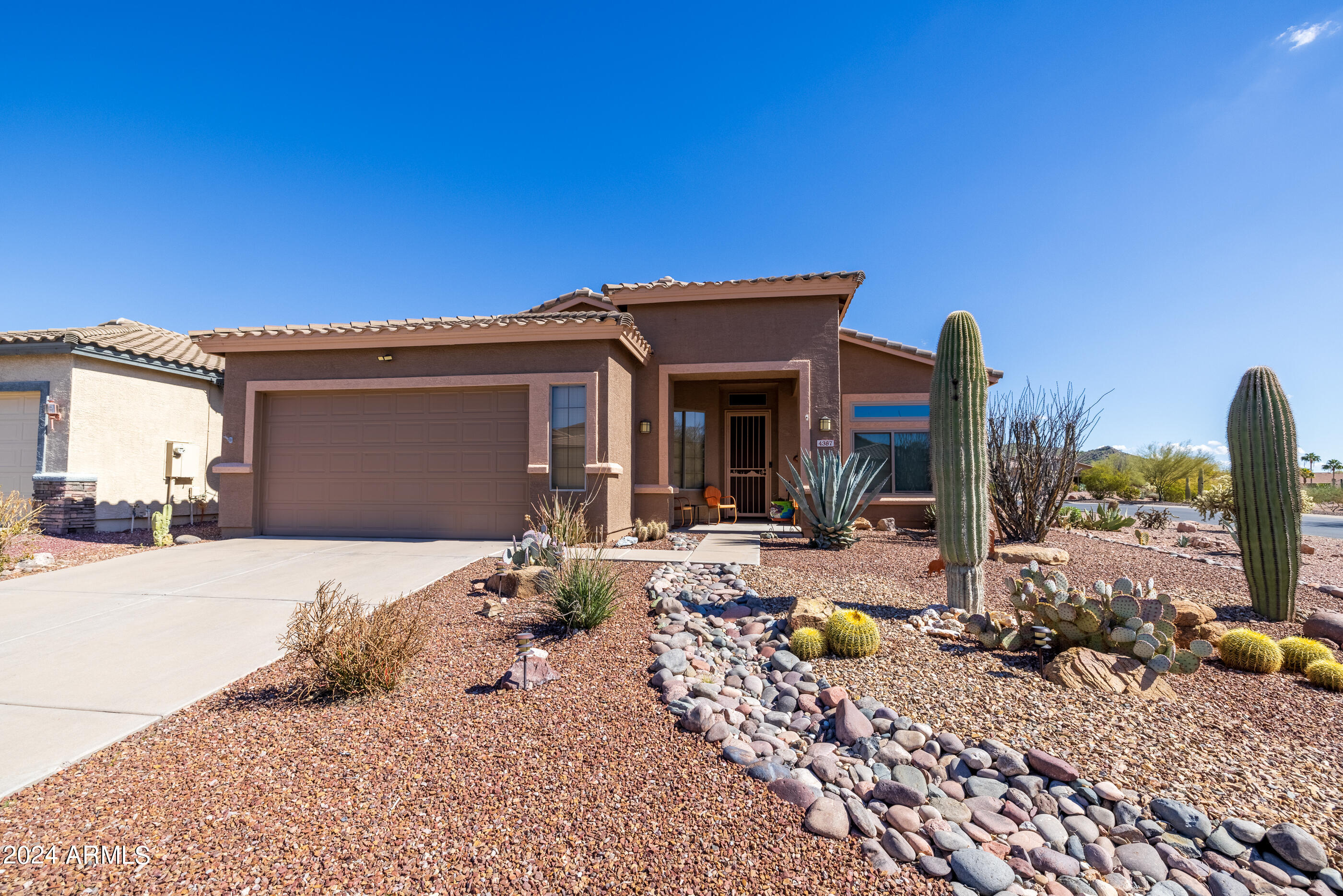 4387 South Strong Box Road Gold Canyon, AZ 85118 - Photo 10 of 30 4387 S Strong box Rd-30