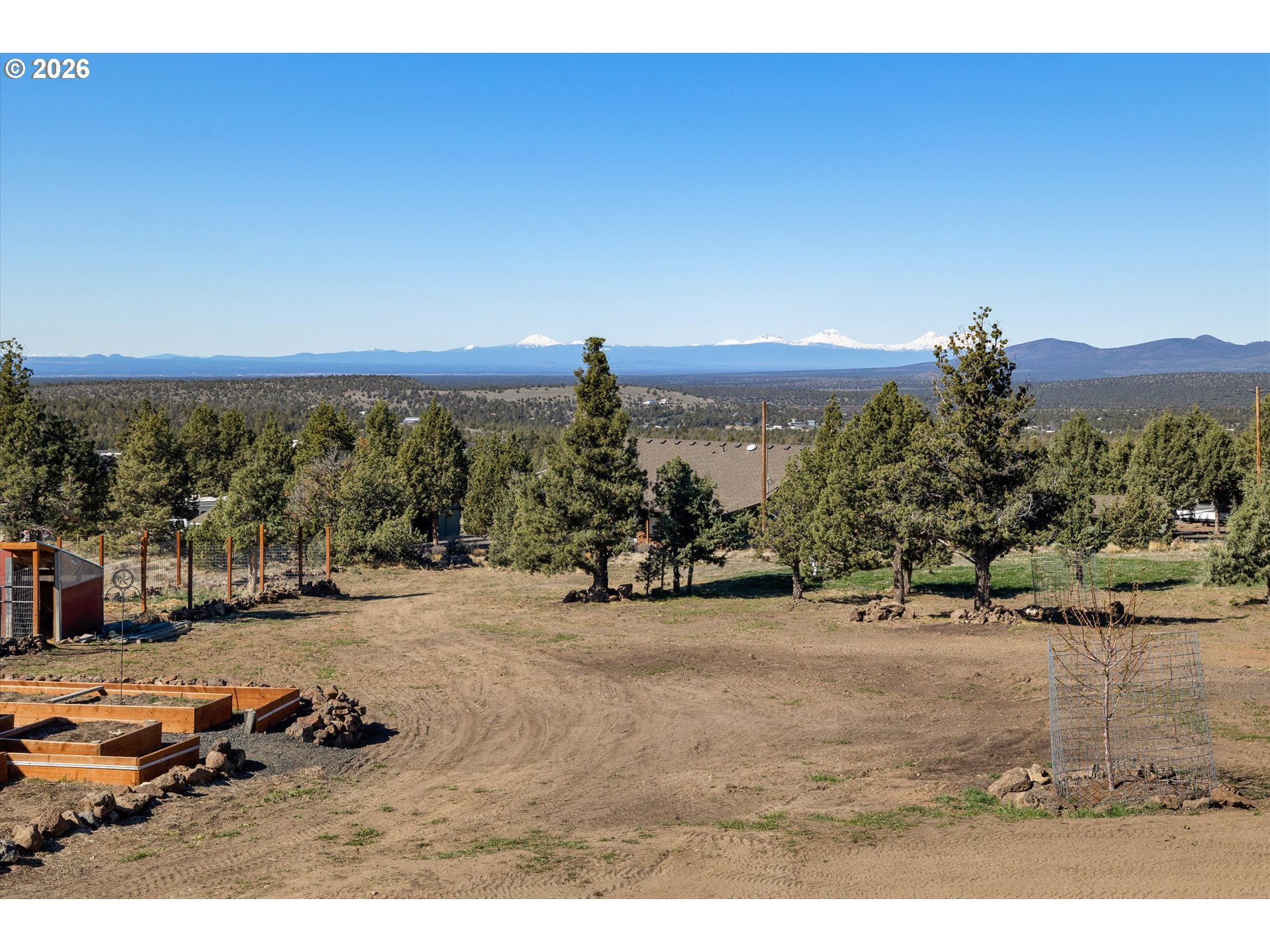 5172 Southeast Oswego Road Prineville, OR 97754 - Photo 34 of 48 a view of a outdoor space