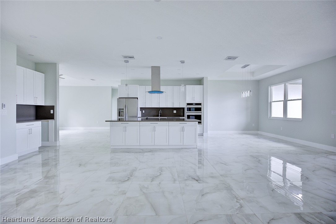 2011 West Falcon Road Avon Park, FL 33825 - Photo 6 of 40