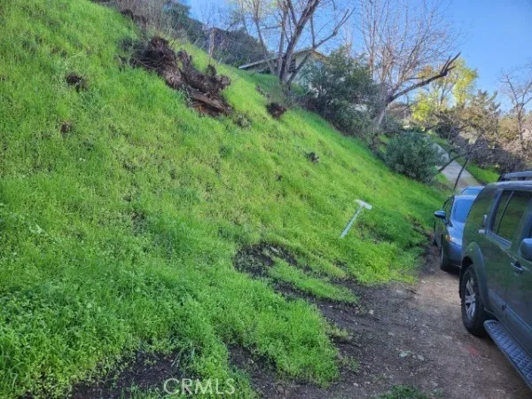 $349,500 | 7218 Sunnydip Trail, Los Angeles, CA 90068